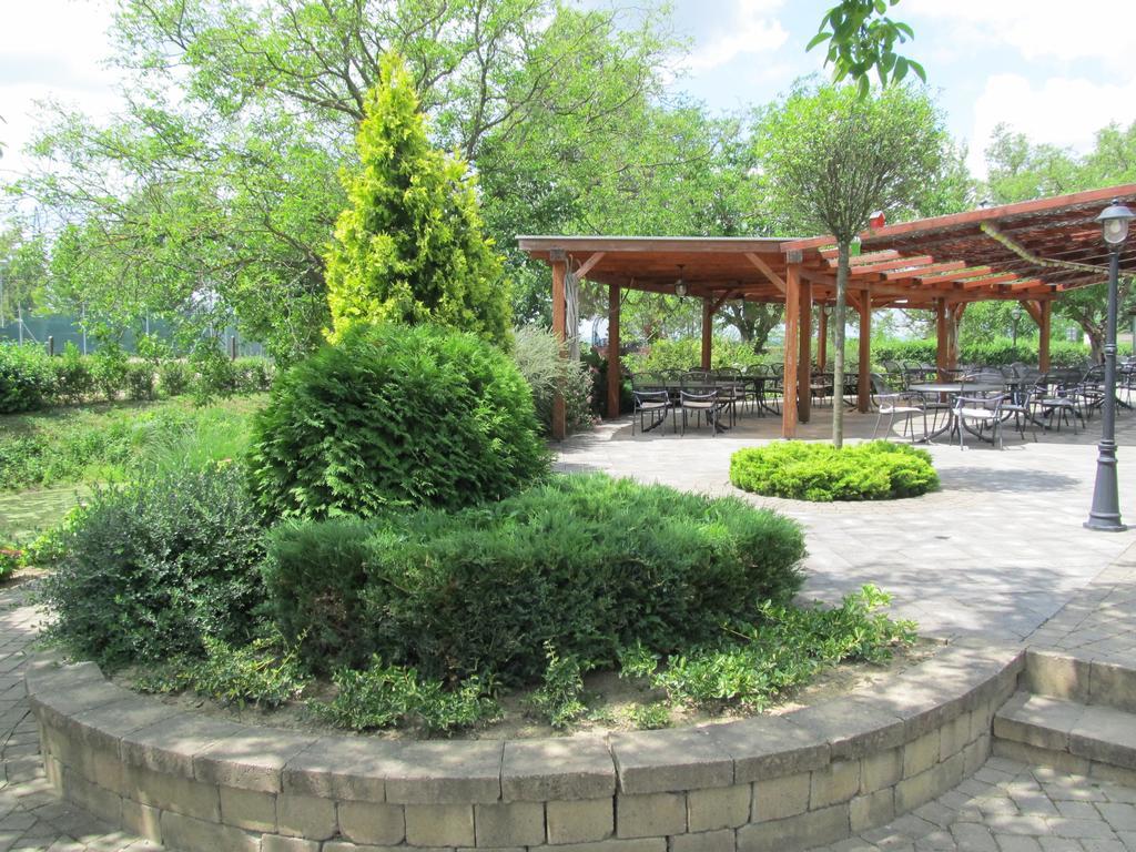 Penzion Eko Park Piestany Zewnętrze zdjęcie